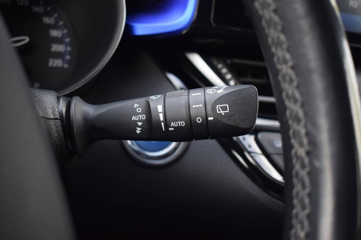Toyota C-HR Toyota C-HR 1.8 Hybrid Style Ultimate | Trekhaak | Leer | Stoelverwarming | Navi