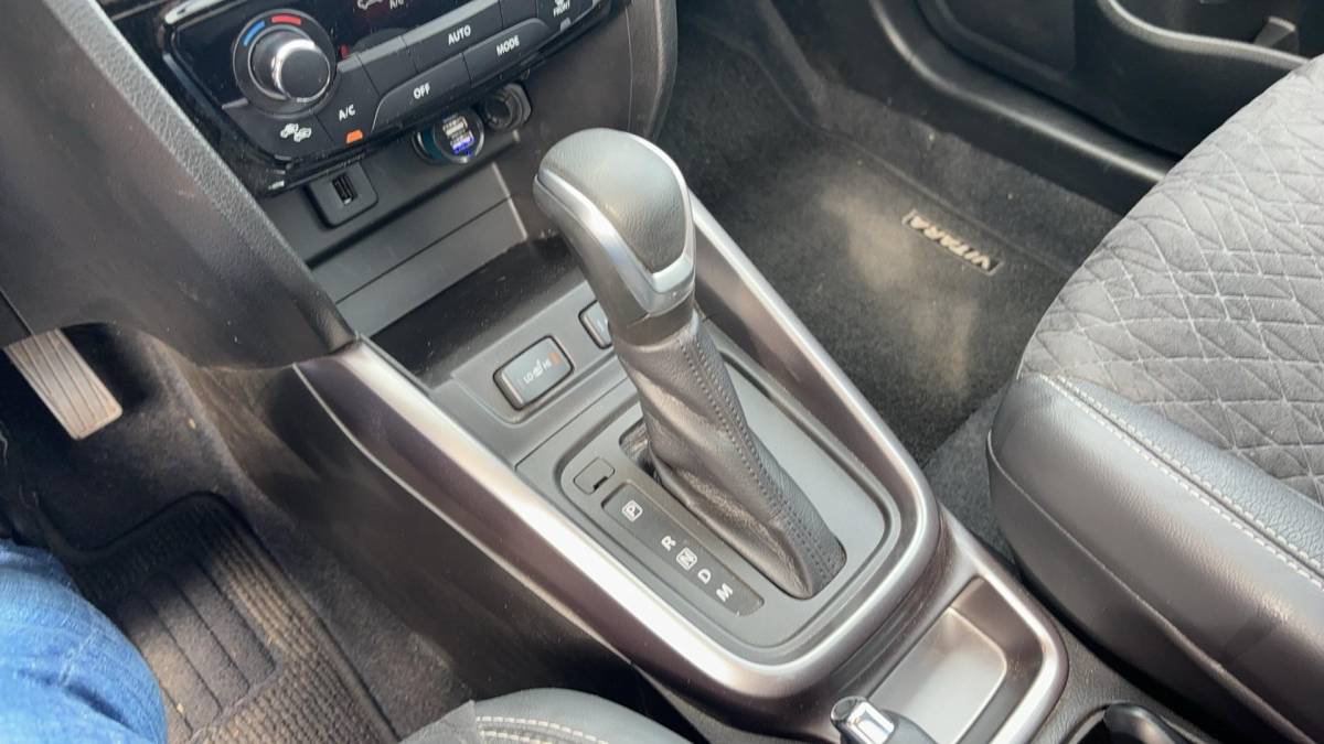Suzuki Vitara Suzuki Vitara 1.5 Hybrid Select AUTOMAAT / PANORAMADAK / LEDER-ALCANTARA / STOELVERW / FULL LED / CAMERA / CARPLAY / NAVI