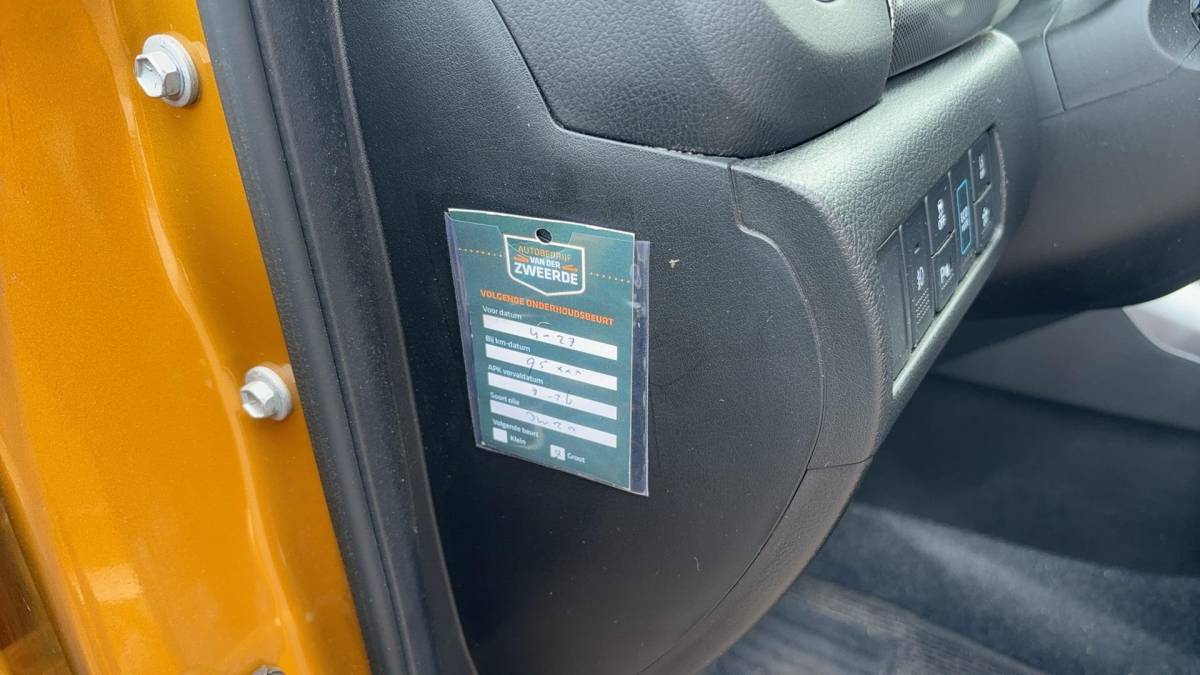 Suzuki Vitara Suzuki Vitara 1.5 Hybrid Select AUTOMAAT / PANORAMADAK / LEDER-ALCANTARA / STOELVERW / FULL LED / CAMERA / CARPLAY / NAVI