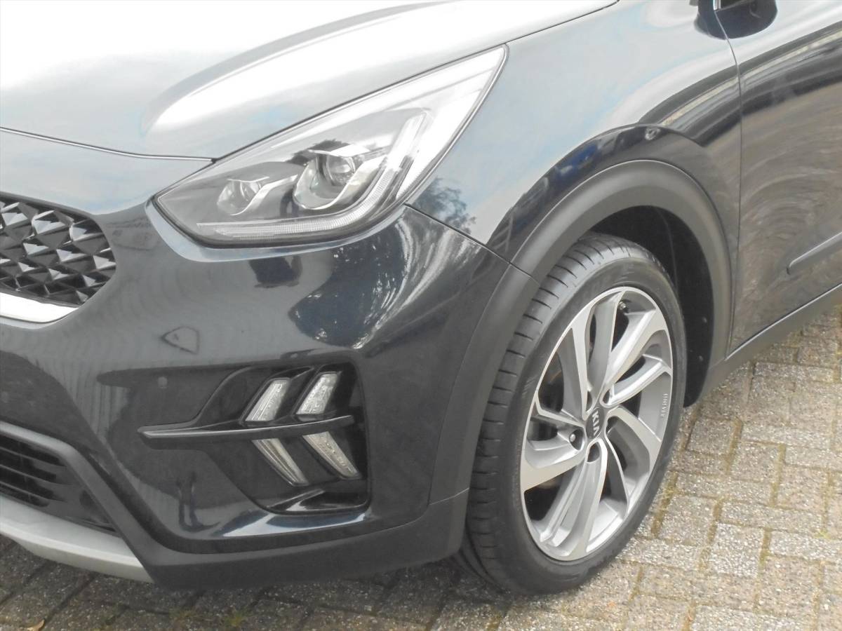 Kia Niro Kia Niro 1.6 GDi HYBRIDE EXECUTIVELINE ZEER LUXE TREKHAAK