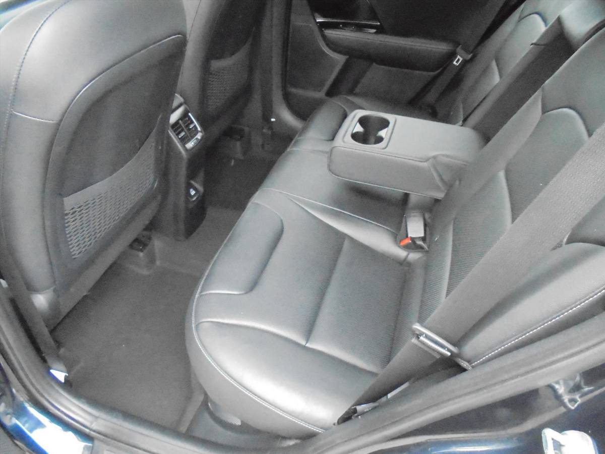 Kia Niro Kia Niro 1.6 GDi HYBRIDE EXECUTIVELINE ZEER LUXE TREKHAAK