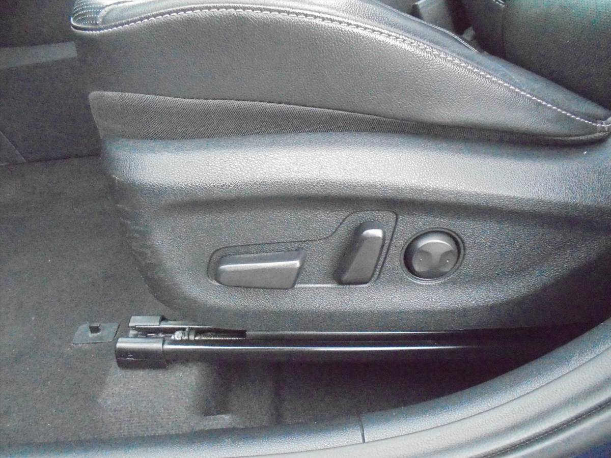 Kia Niro Kia Niro 1.6 GDi HYBRIDE EXECUTIVELINE ZEER LUXE TREKHAAK