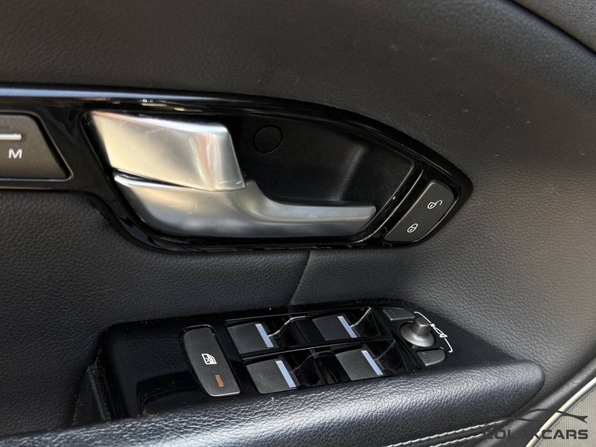 Land Rover Range Rover Evoque Land Rover Range Rover Evoque 2.0 Si4 Pano-Stoelverwarm-Nap