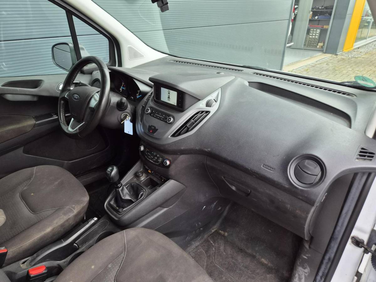 Ford Transit Courier Ford Transit Courier 1.0 Airco trekhaak Benzine 101 PK Marge