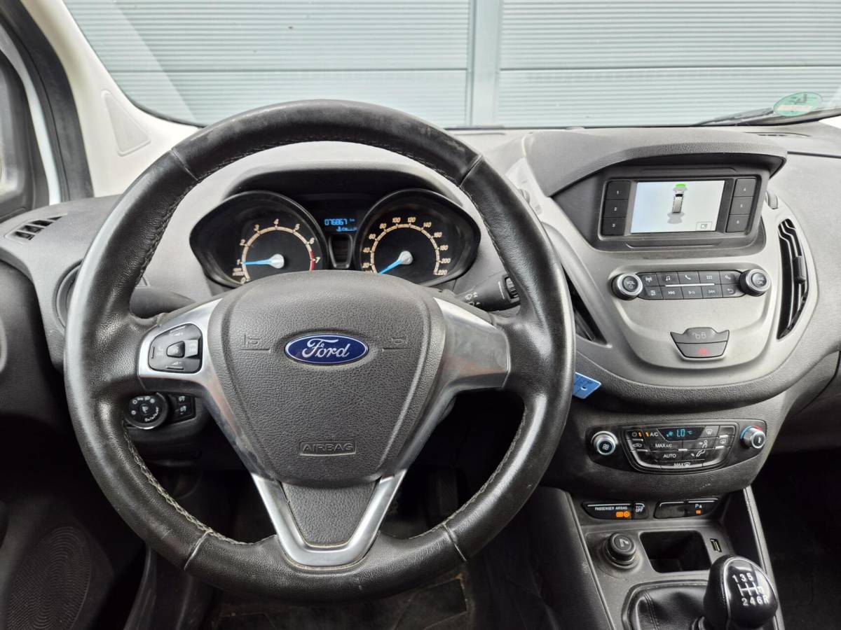 Ford Transit Courier Ford Transit Courier 1.0 Airco trekhaak Benzine 101 PK Marge