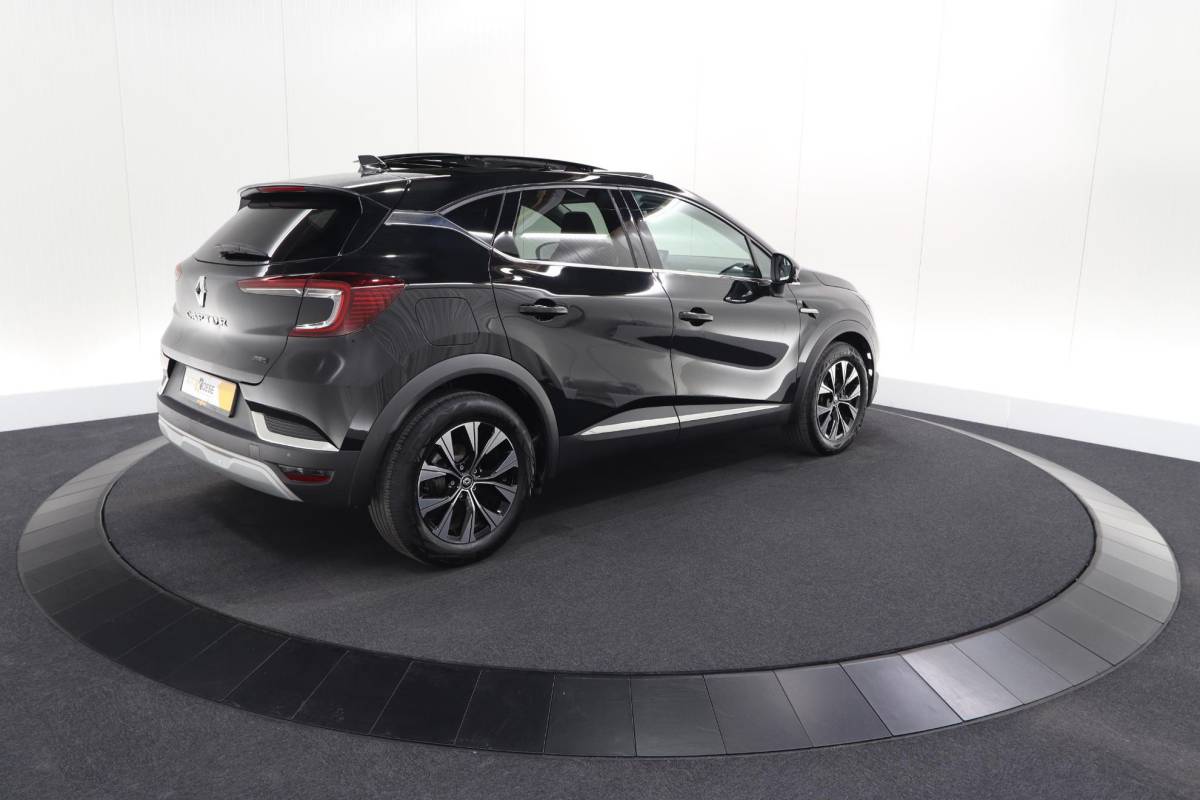 Renault Captur Renault Captur 1.6 E-Tech full hybrid 145 techno | Panoramadak | Camera | Adaptieve Cruise Control | 9.3 Inch Groot Scherm