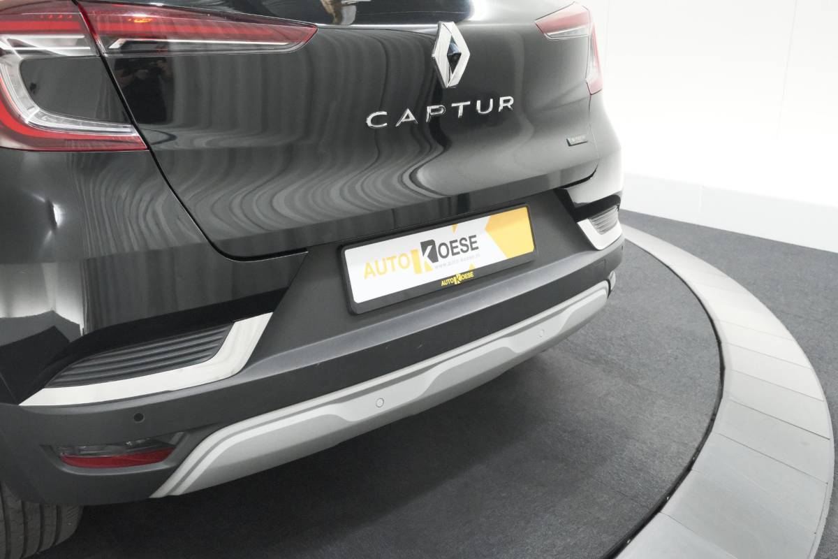 Renault Captur Renault Captur 1.6 E-Tech full hybrid 145 techno | Panoramadak | Camera | Adaptieve Cruise Control | 9.3 Inch Groot Scherm