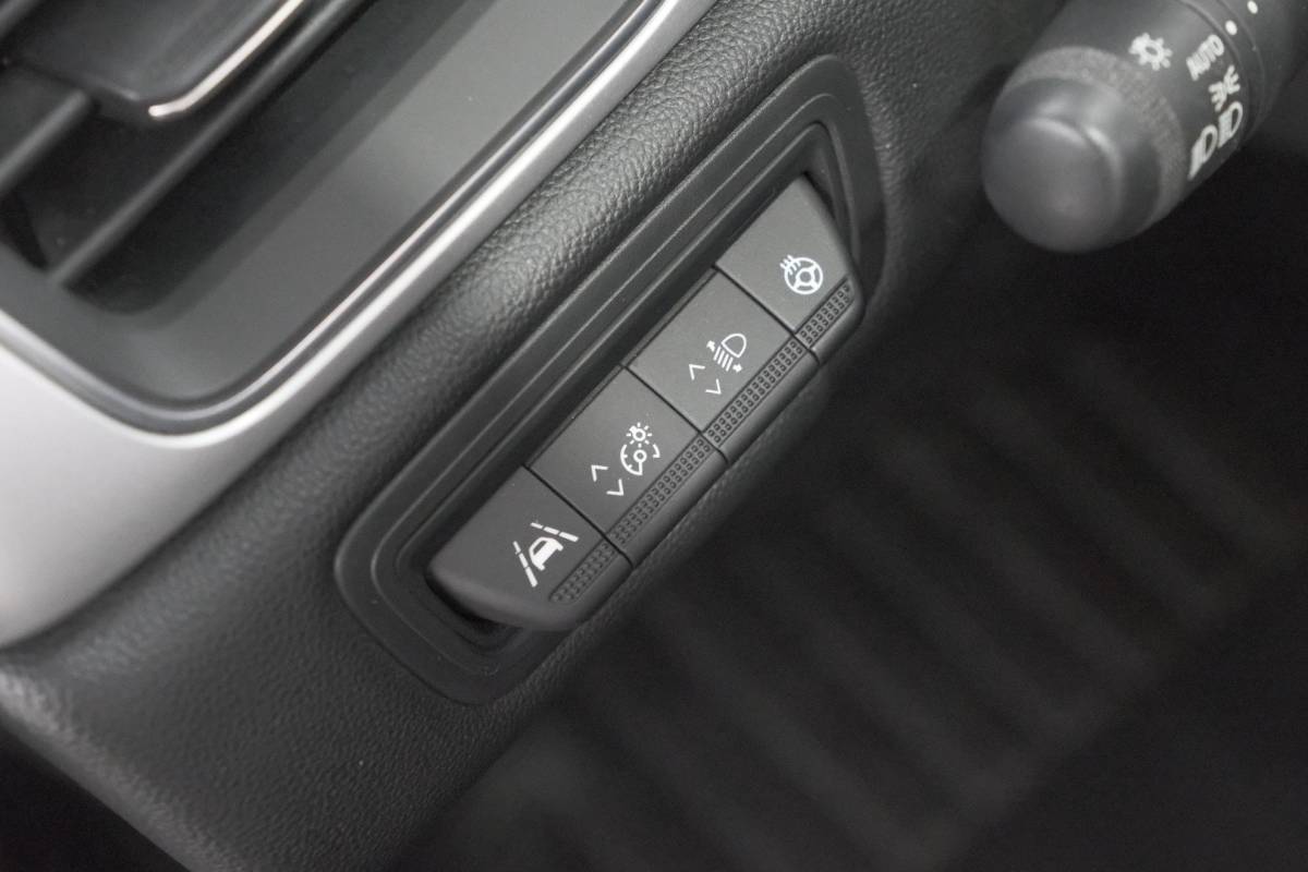 Renault Captur Renault Captur 1.6 E-Tech full hybrid 145 techno | Panoramadak | Camera | Adaptieve Cruise Control | 9.3 Inch Groot Scherm