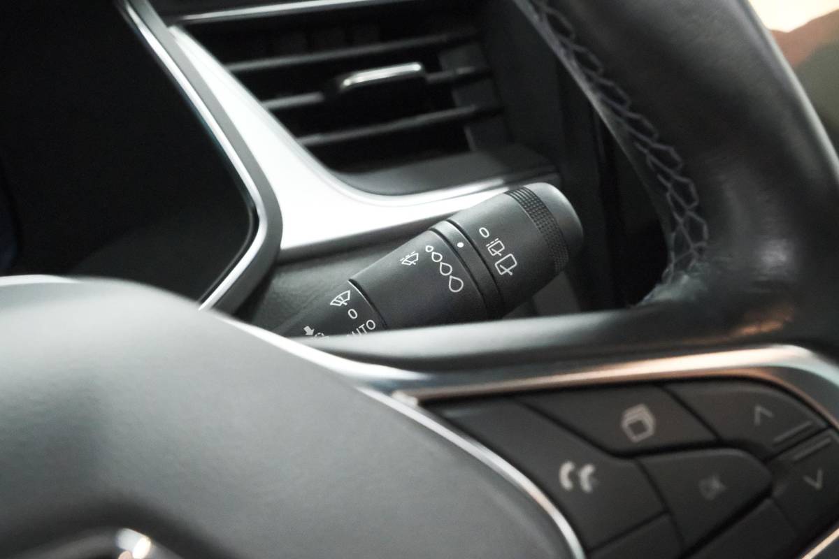 Renault Captur Renault Captur 1.6 E-Tech full hybrid 145 techno | Panoramadak | Camera | Adaptieve Cruise Control | 9.3 Inch Groot Scherm