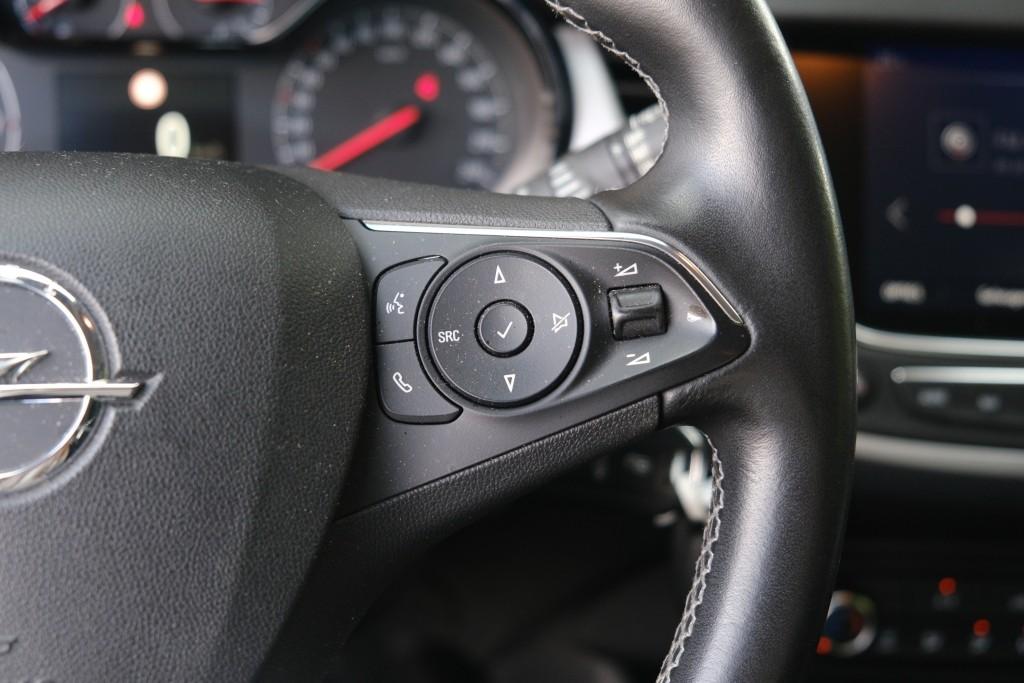 Opel Crossland X Opel Crossland X 1.2 82pk Online Edition | Navi | App Connect | Airco | Cruise | PDC | Trekhaak