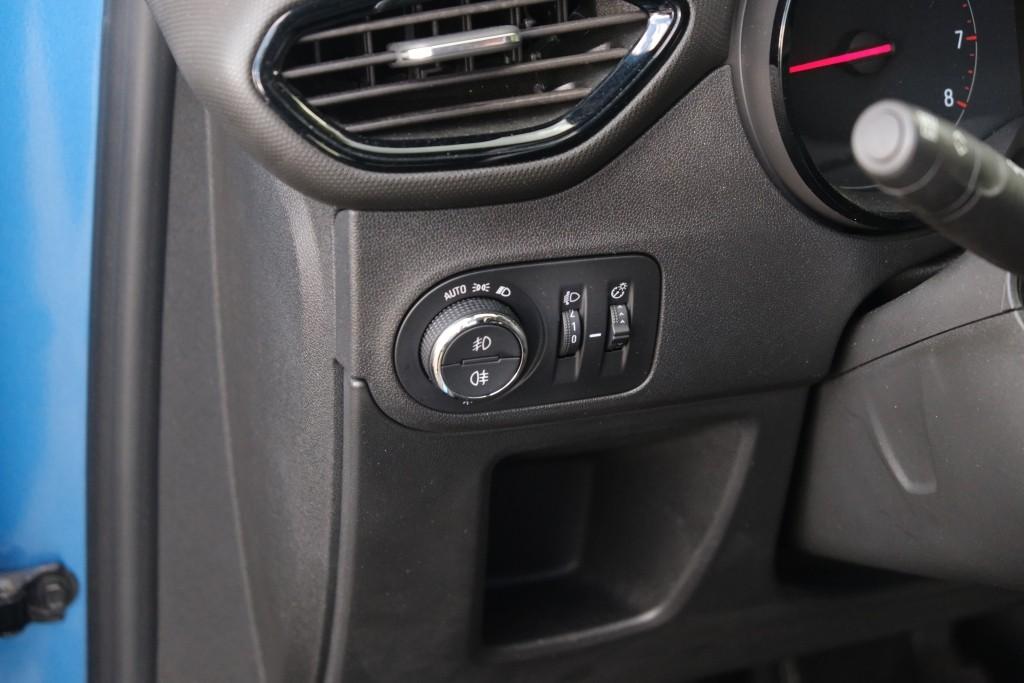 Opel Crossland X Opel Crossland X 1.2 82pk Online Edition | Navi | App Connect | Airco | Cruise | PDC | Trekhaak