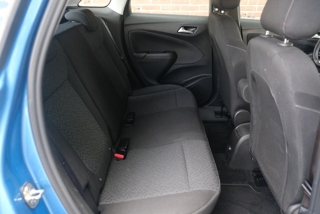 Opel Crossland X Opel Crossland X 1.2 82pk Online Edition | Navi | App Connect | Airco | Cruise | PDC | Trekhaak