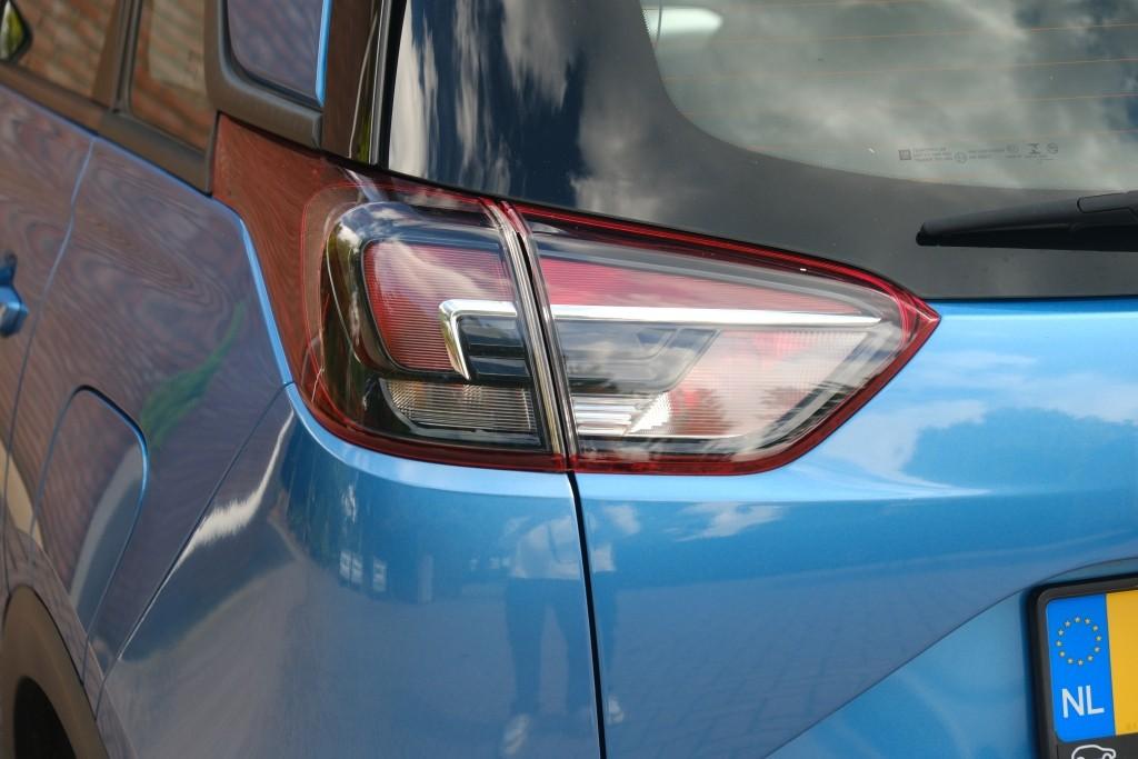 Opel Crossland X Opel Crossland X 1.2 82pk Online Edition | Navi | App Connect | Airco | Cruise | PDC | Trekhaak