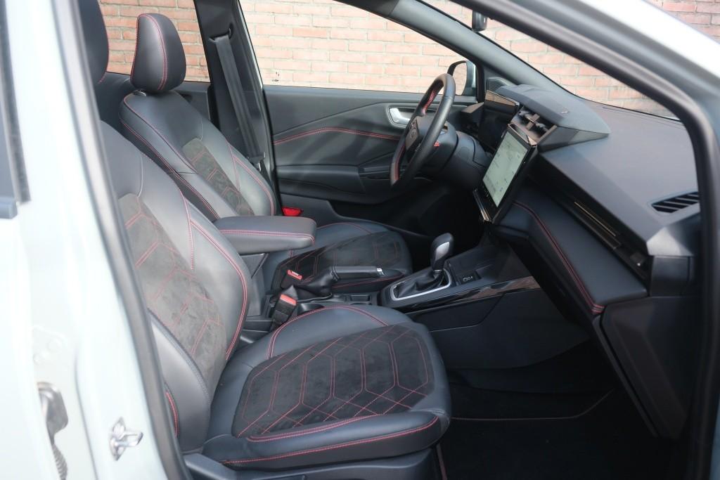 Ford Puma Ford Puma 1.0 EcoBoost Hybrid 155pk Aut. ST-Line X | Navi | App Connect | Adaptive Cruise | 360° Camera | Panoramadak | Elektrische Achterklep | Winter Pakket