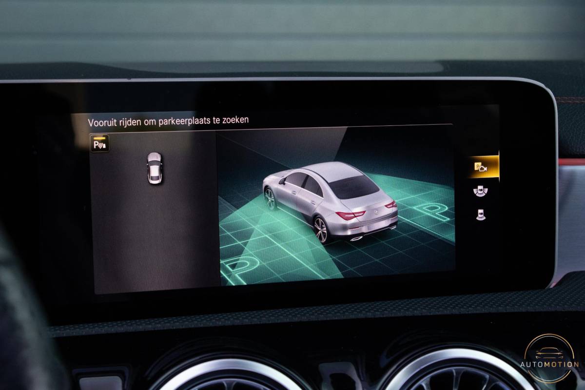 Mercedes-Benz CLA Mercedes-Benz CLA-klasse 180 Business Solution AMG PANO CAMERA HUD LED STOELVERWARMING