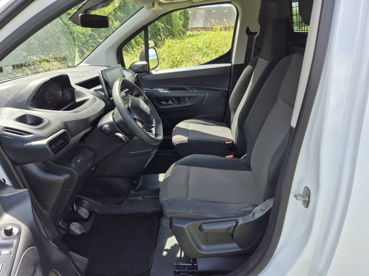 Peugeot Partner Peugeot Partner 1.2 PureTech Navi Airco Cruise