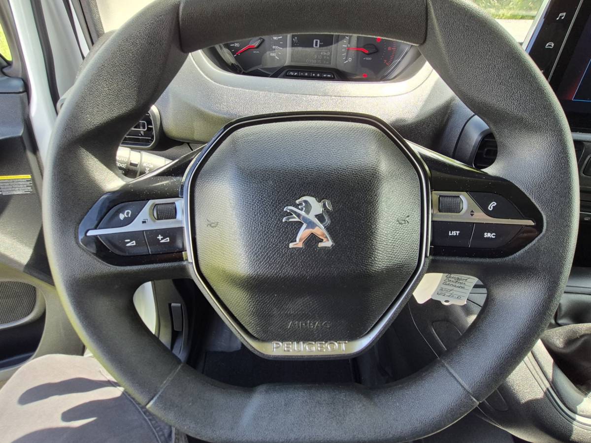 Peugeot Partner Peugeot Partner 1.2 PureTech Navi Airco Cruise