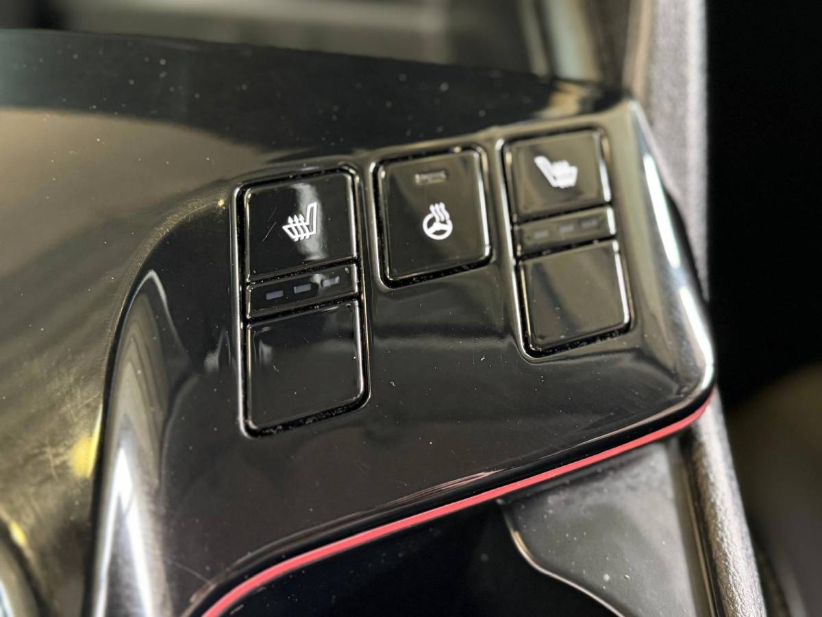 Kia Sportage Kia SPORTAGE 1.6 T-GDi Plug-in Hybrid AWD DynamicPlusLine, 1 jaar Bovag garantie, Camera, Carplay, Stoel/Stuurverwarming,