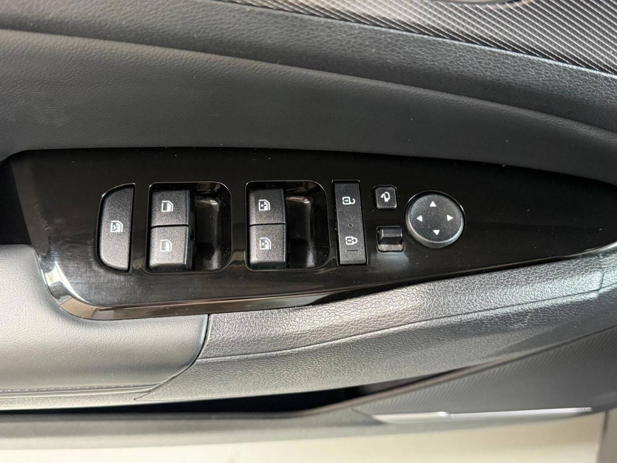 Kia Sportage Kia SPORTAGE 1.6 T-GDi Plug-in Hybrid AWD DynamicPlusLine, 1 jaar Bovag garantie, Camera, Carplay, Stoel/Stuurverwarming,