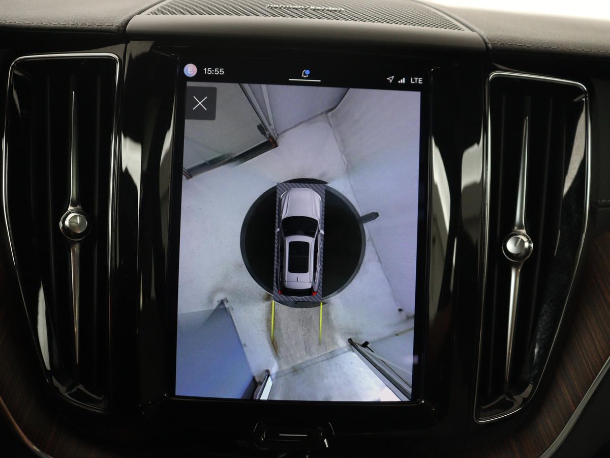 Volvo XC60 Volvo XC60 2.0 T6 Plug-in hybrid AWD Inscription Exclusive | SOH 91,3% | Panoramadak | Memory |  Adaptive cruise | Stuur/stoelverwarming | Carplay | Harman/Kardon | 360 camera | Trekhaak