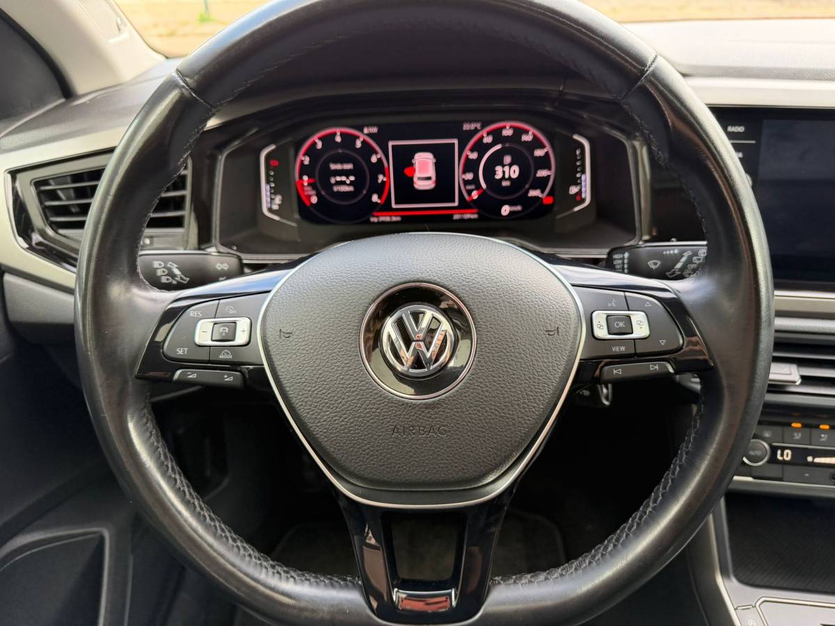 Volkswagen Polo Volkswagen Polo 1.0 TSI R-Line handgeschakeld Panoramadak,Acc,Apple Carpl,Climate Contr,Camera A,,NavigatieNL auto,Virtual dashb