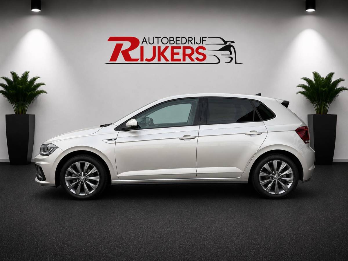 Volkswagen Polo Volkswagen Polo 1.0 TSI R-Line handgeschakeld Panoramadak,Acc,Apple Carpl,Climate Contr,Camera A,,NavigatieNL auto,Virtual dashb