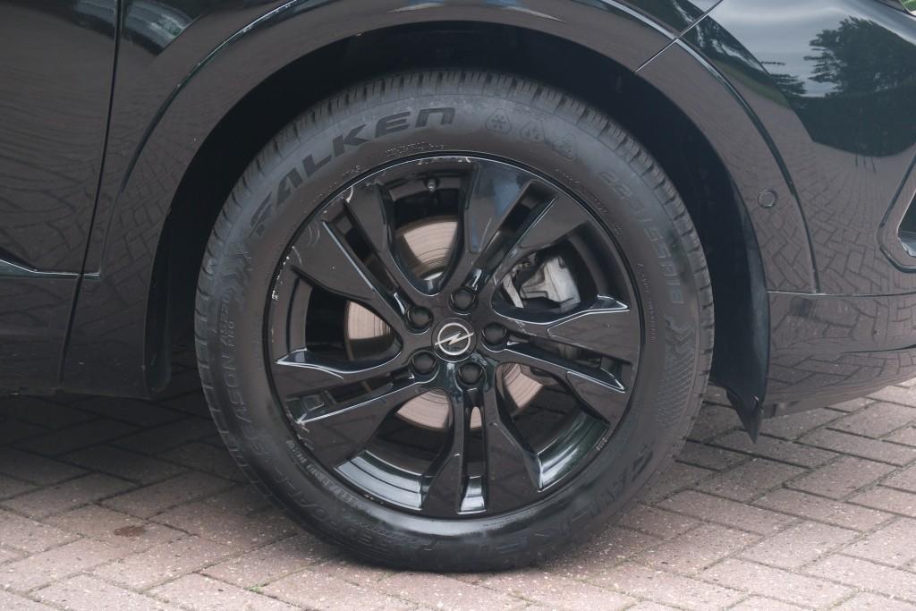 Opel Grandland Opel Grandland 1.2 Turbo 130pk EAT8 GS | Navi | App Connect | Adaptive Cruise | Camera | Alcantara | Winter Pakket