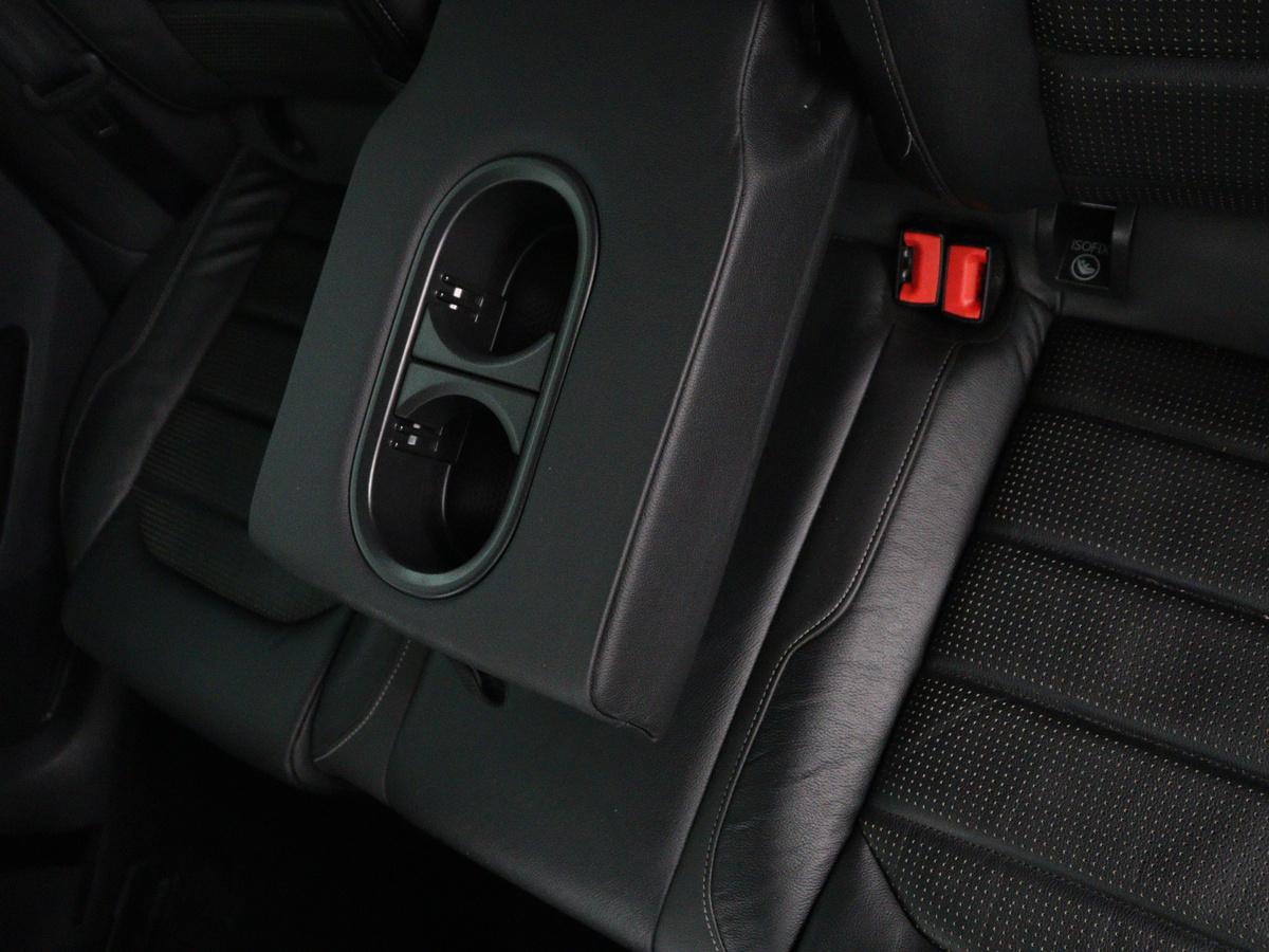 Volkswagen e-Golf Volkswagen e-Golf | SOH 91.3% | Leder | Dynaudio | Stoelverwarming | Adaptive cruise | Carplay | Navigatie | Park assist | Climate control | Xenon |