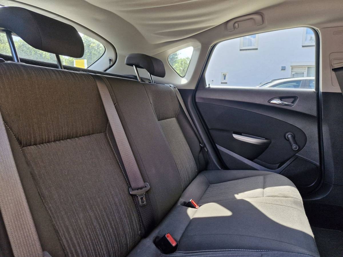 Opel Astra Opel Astra 1.4 Turbo Edition | Airconditioning | Cruise Control