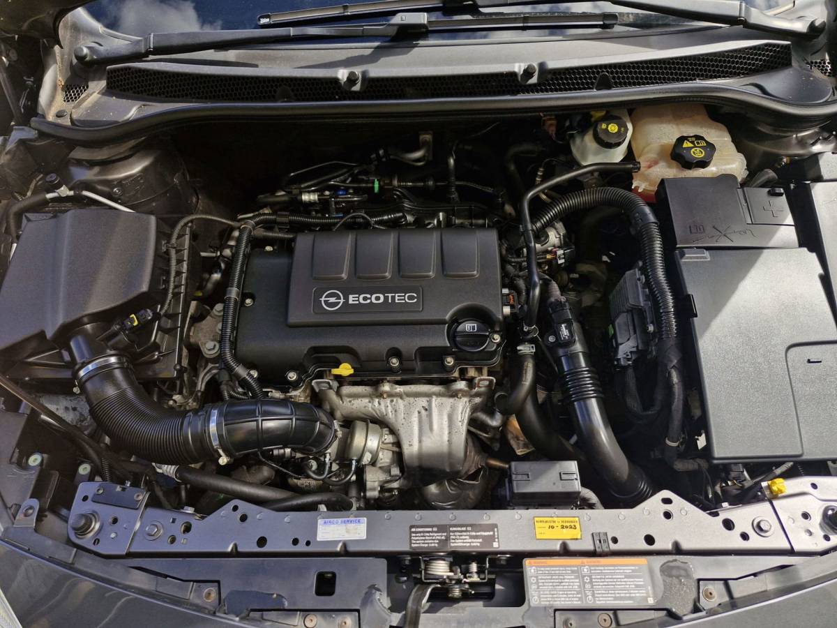 Opel Astra Opel Astra 1.4 Turbo Edition | Airconditioning | Cruise Control