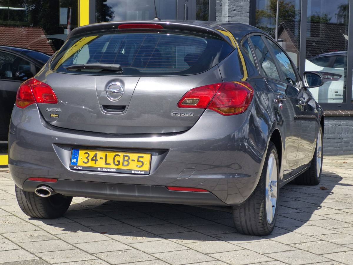 Opel Astra Opel Astra 1.4 Turbo Edition | Airconditioning | Cruise Control