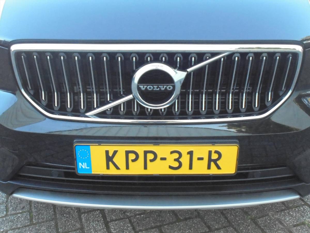 Volvo XC40 Volvo Xc40 T4 PLUGIN HYBRIDE 211PK LEER TREKHAAK 42.163 KM