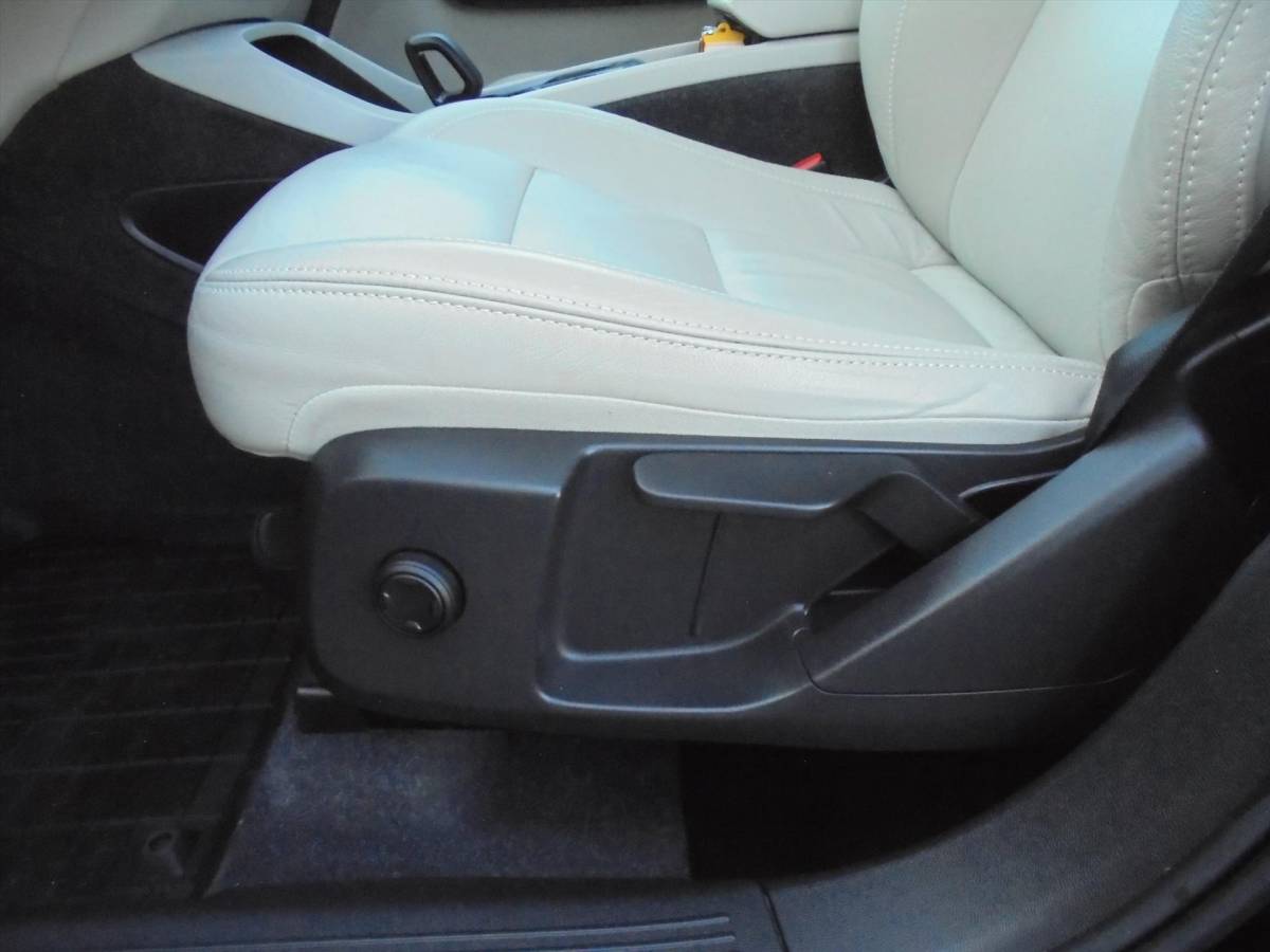Volvo XC40 Volvo Xc40 T4 PLUGIN HYBRIDE 211PK LEER TREKHAAK 42.163 KM