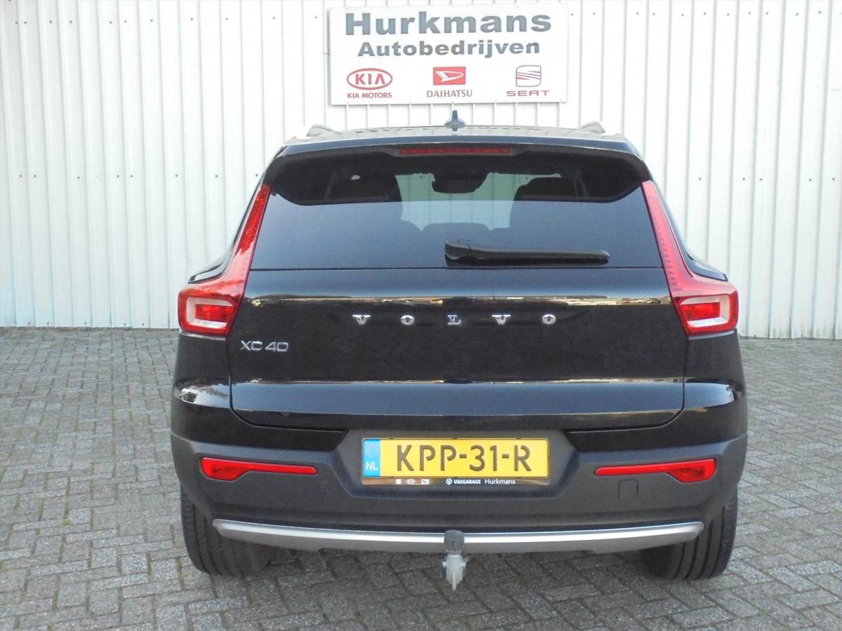 Volvo XC40 Volvo Xc40 T4 PLUGIN HYBRIDE 211PK LEER TREKHAAK 42.163 KM