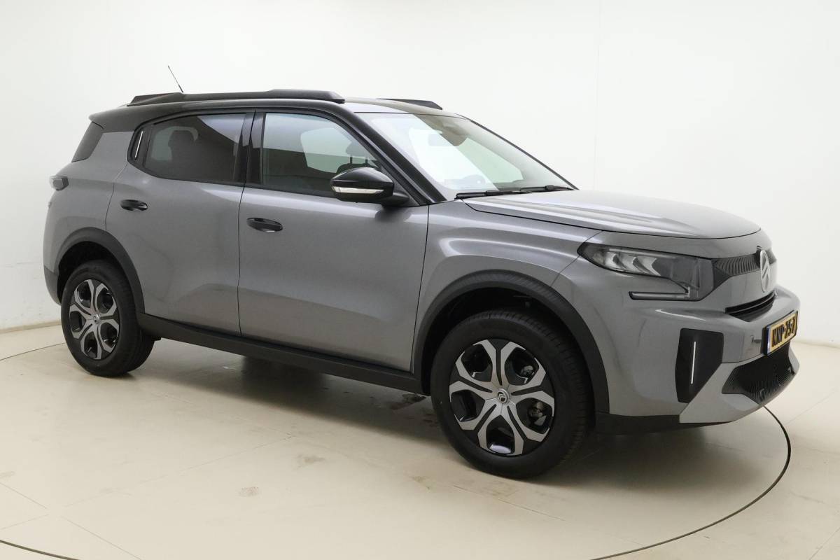 Citroën C3 Aircross Citroen C3 Aircross 1.2 Hybrid 145pk Plus 7p. DEMO | zwart Dak | Navigatie