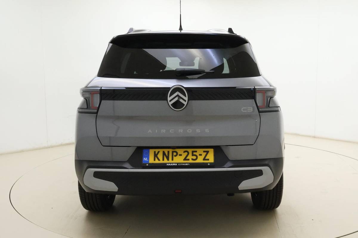 Citroën C3 Aircross Citroen C3 Aircross 1.2 Hybrid 145pk Plus 7p. DEMO | zwart Dak | Navigatie