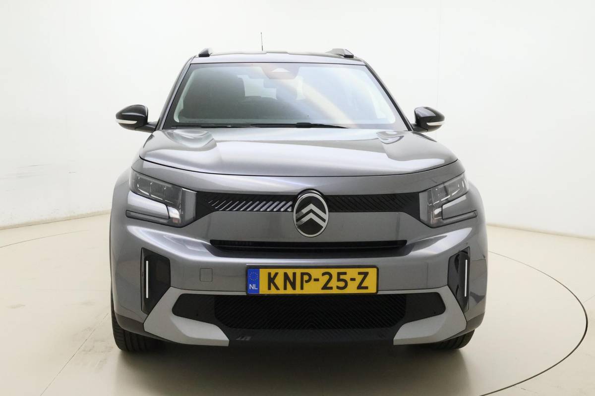 Citroën C3 Aircross Citroen C3 Aircross 1.2 Hybrid 145pk Plus 7p. DEMO | zwart Dak | Navigatie