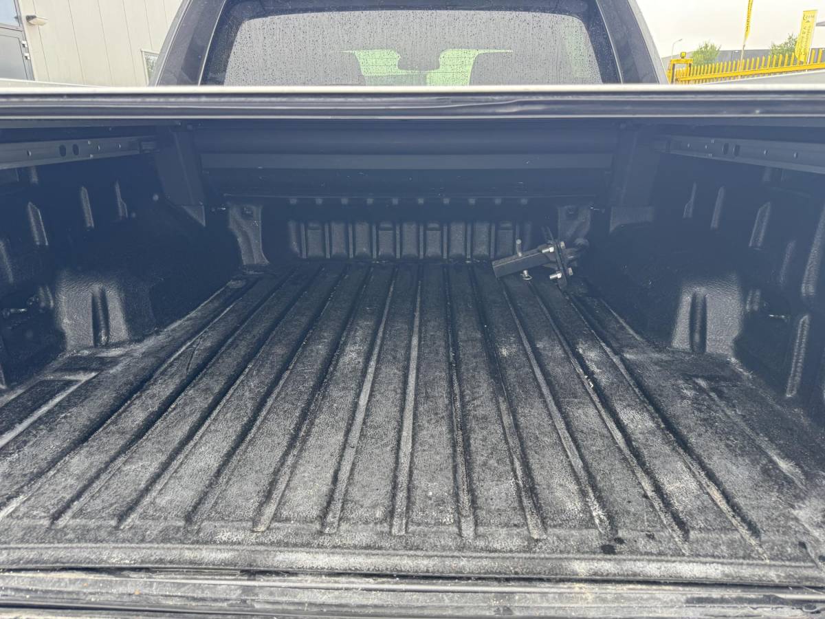 Ford Ranger Ford Ranger 2.0 Super Cab EcoBlue Wildtrak | SCI | Rollertop | Trekhaak | Adaptive Cruise Control | Camera | BELLEN VOOR BEZICHTIGING