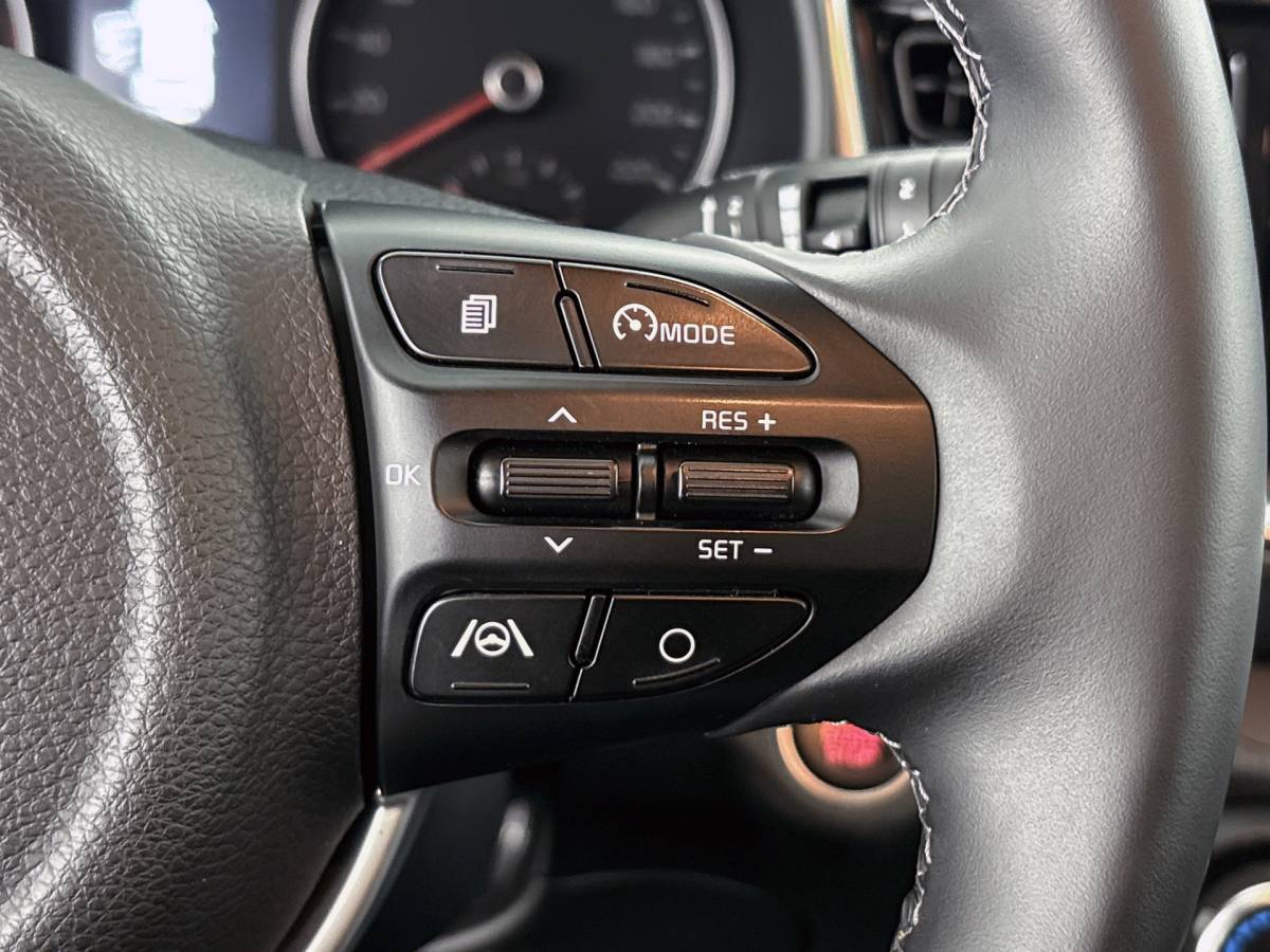 Kia Stonic Kia Stonic – 1.0 T-GDi MHEV  DynamicPlusLine // DEALERONDERHOUDEN // CAMERA // APPLECARPLAY // DODEHOEK //