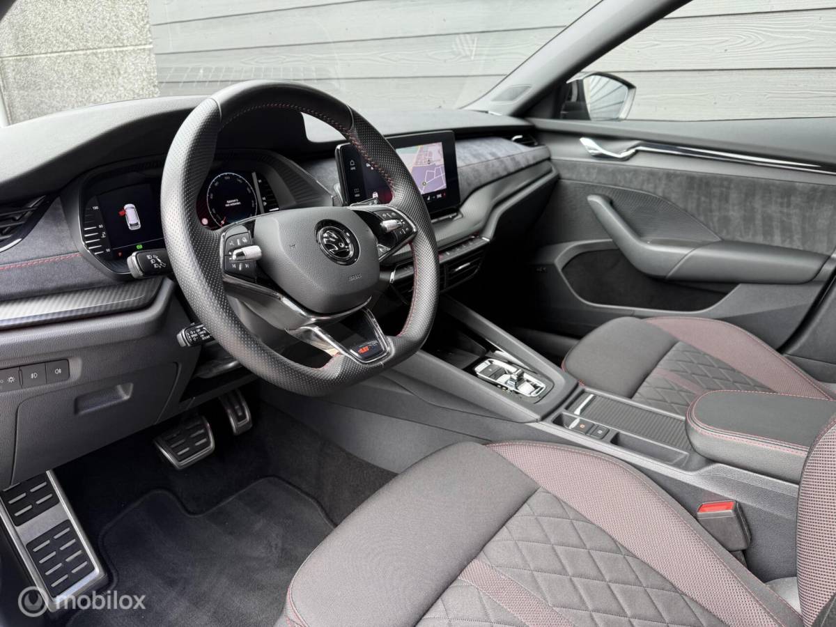Škoda Octavia Skoda Octavia 2.0 TSI RS 245 Viritual/Carplay/LED/Winterpakket