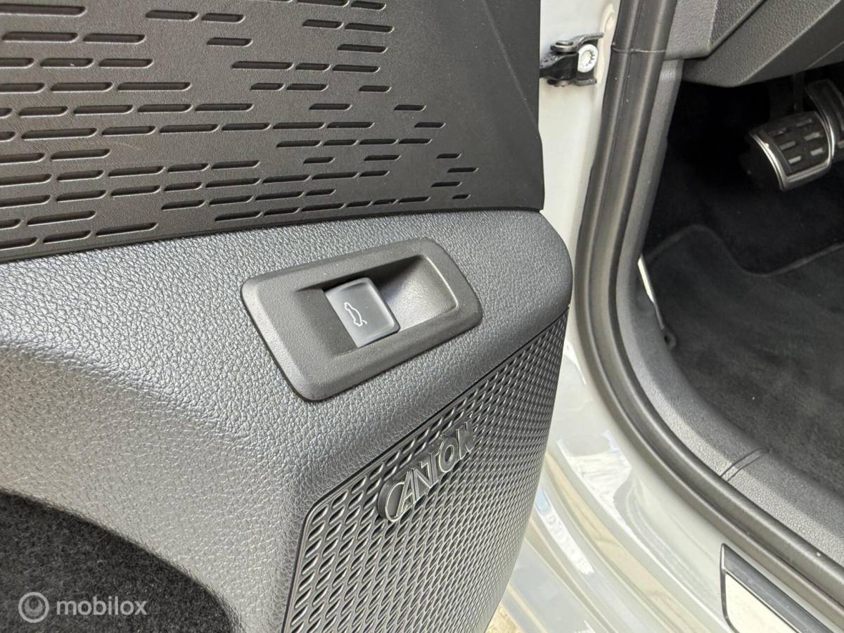 Škoda Octavia Skoda Octavia 2.0 TSI RS 245 Viritual/Carplay/LED/Winterpakket