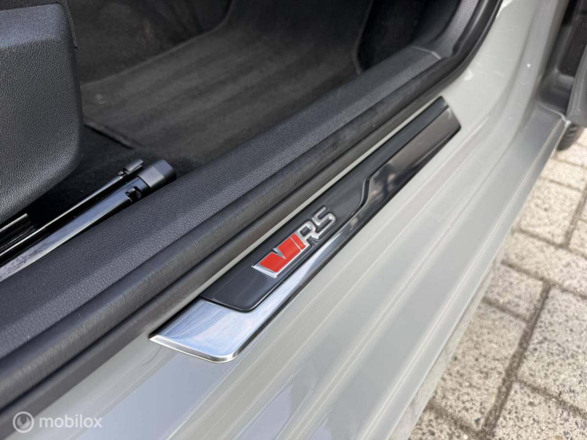 Škoda Octavia Skoda Octavia 2.0 TSI RS 245 Viritual/Carplay/LED/Winterpakket