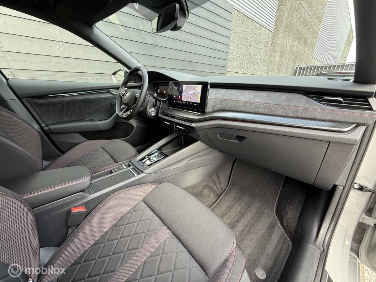 Škoda Octavia Skoda Octavia 2.0 TSI RS 245 Viritual/Carplay/LED/Winterpakket