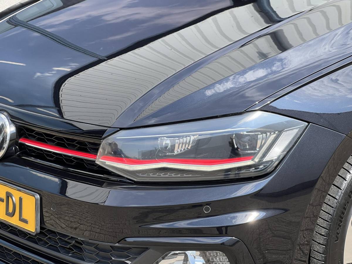 Volkswagen Polo Volkswagen Polo 2.0 TSI GTI DSG / Panoramadak / 17″ velgen / Virtual cockpit / Apple carplay
