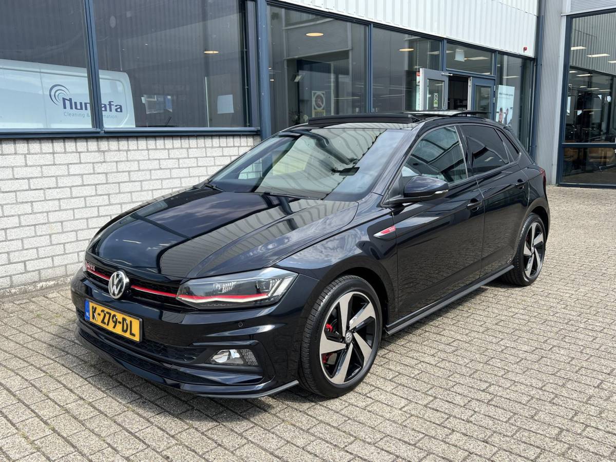 Volkswagen Polo Volkswagen Polo 2.0 TSI GTI DSG / Panoramadak / 17″ velgen / Virtual cockpit / Apple carplay