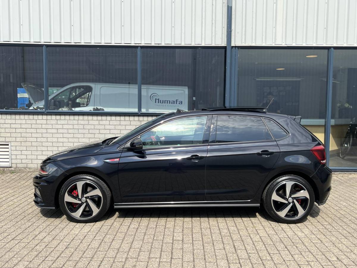 Volkswagen Polo Volkswagen Polo 2.0 TSI GTI DSG / Panoramadak / 17″ velgen / Virtual cockpit / Apple carplay