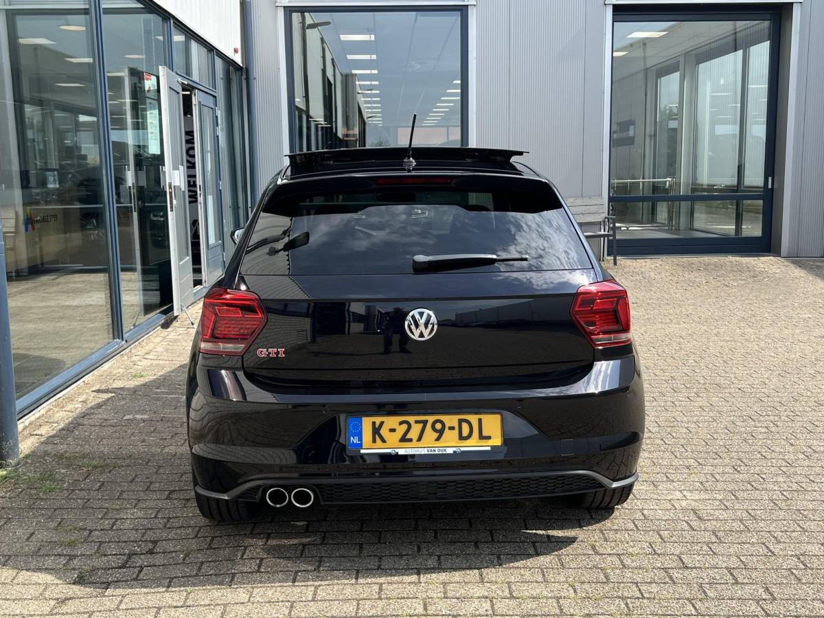 Volkswagen Polo Volkswagen Polo 2.0 TSI GTI DSG / Panoramadak / 17″ velgen / Virtual cockpit / Apple carplay
