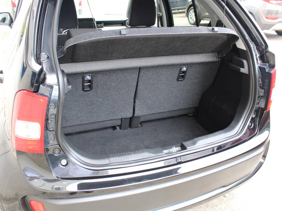 Suzuki Ignis Suzuki Ignis 1.2 Stijl Intro | STOELVERWARMING | 12 MAANDEN BOVAG GARANTIE |