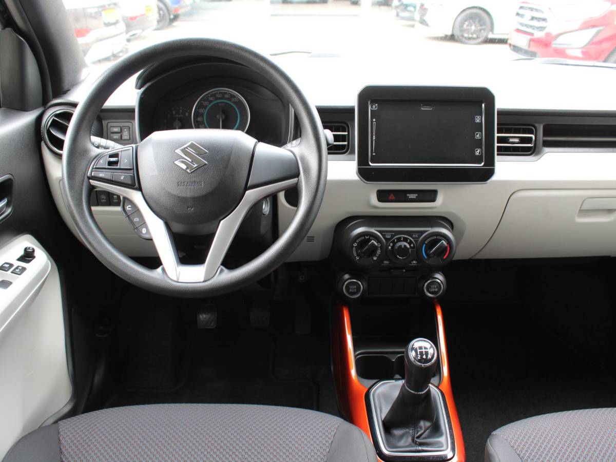Suzuki Ignis Suzuki Ignis 1.2 Stijl Intro | STOELVERWARMING | 12 MAANDEN BOVAG GARANTIE |