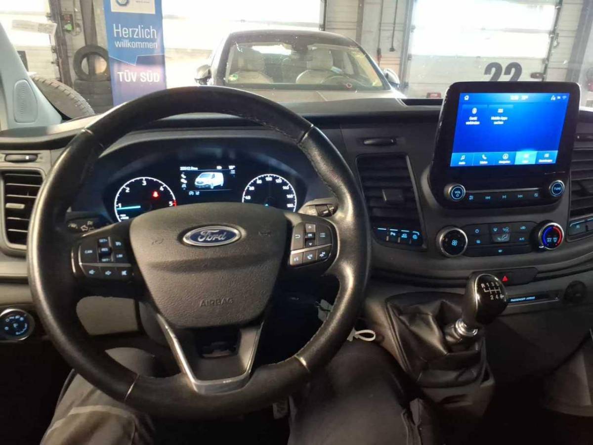 Ford Transit Custom Ford Transit Custom 300 2.0 TDCI L1H1 Trend Navigatie | Trekhaak | Betimmerde Laadruimte |